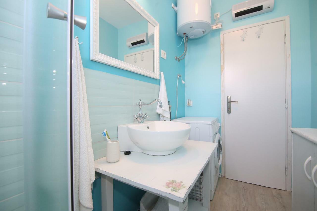 Providenca Apartment Vinišće Exterior foto