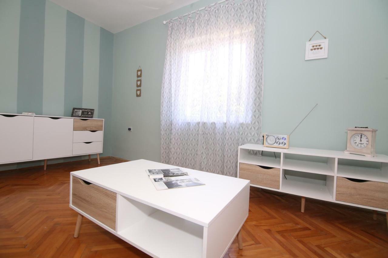 Providenca Apartment Vinišće Exterior foto